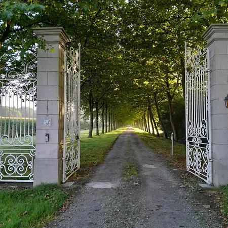 De Fontenaille * Saint-Pierre-Des-Landes